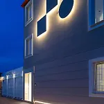 Ξενοδοχείο με διαμερίσματα Dama - Luxury 4*